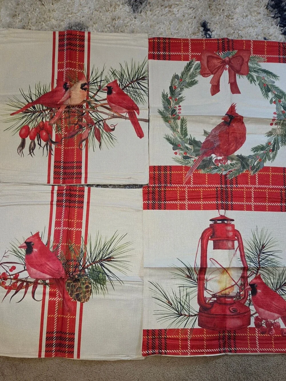 Christmas Pillow Covers 18 x 18 Inch Set of 4 Christmas Cardinal Red NEW